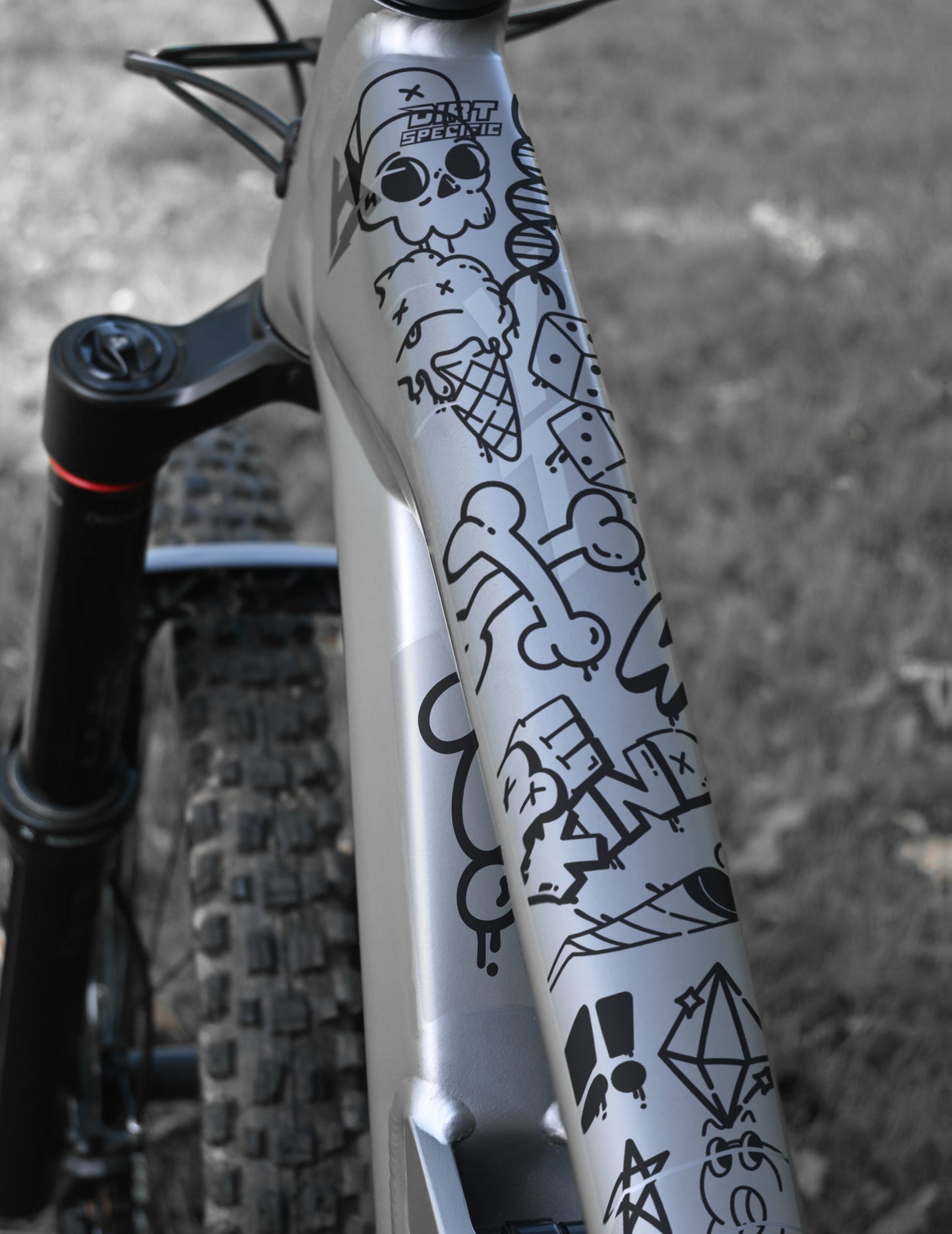 Graffiti bike decal